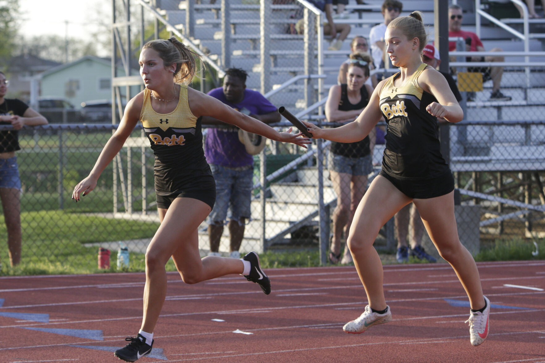 051222-qc-spt-district track-69.jpg